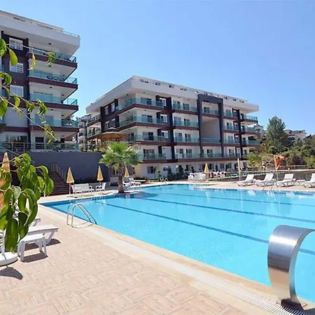 Peaceful Riverside Retreat 10-min Walk To Beach, Steps From National Park In Appartement Alanya