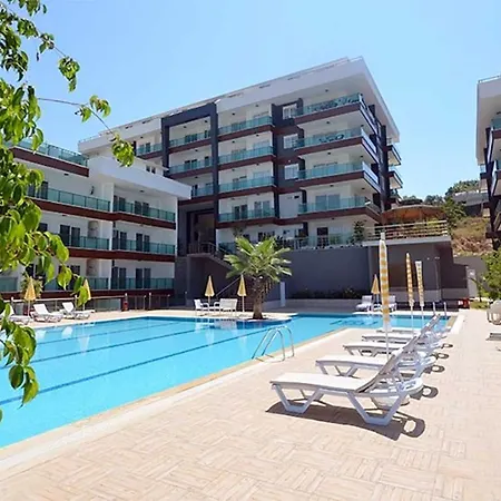 Peaceful Riverside Retreat 10-min Walk To Beach, Steps From National Park In Apartman *