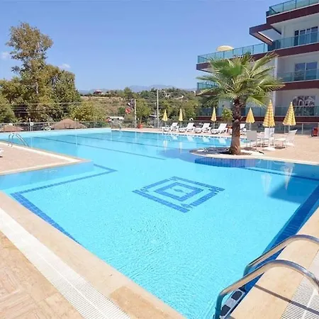 Peaceful Riverside Retreat 10-min Walk To Beach, Steps From National Park In * ألانيا