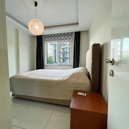 Peaceful Riverside Retreat 10-min Walk To Beach, Steps From National Park In * ألانيا